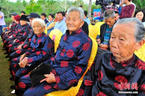 万宁荣获世界长寿之乡 超百岁老年人达111位